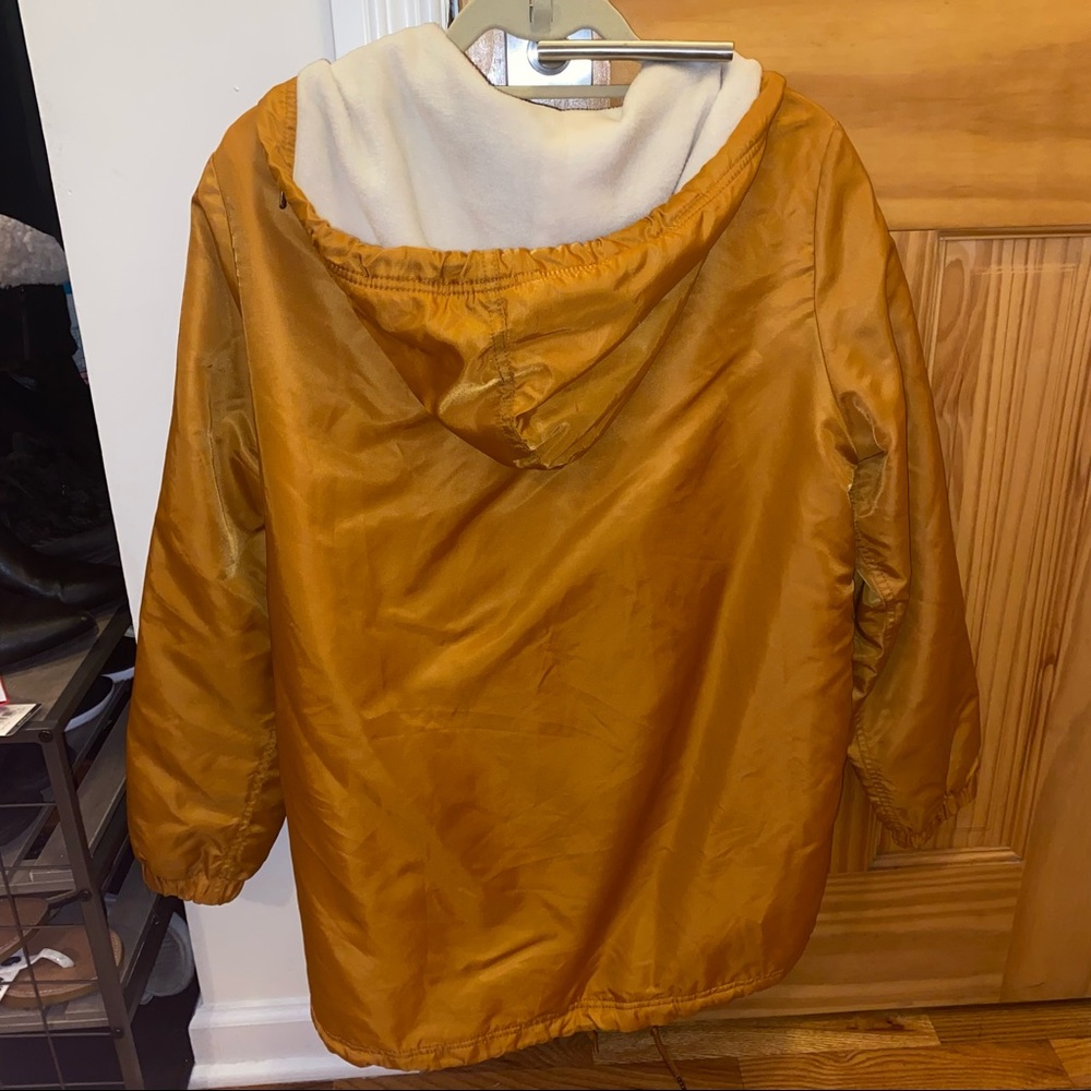 NWOT Rain Jacket - Picture 3 of 3